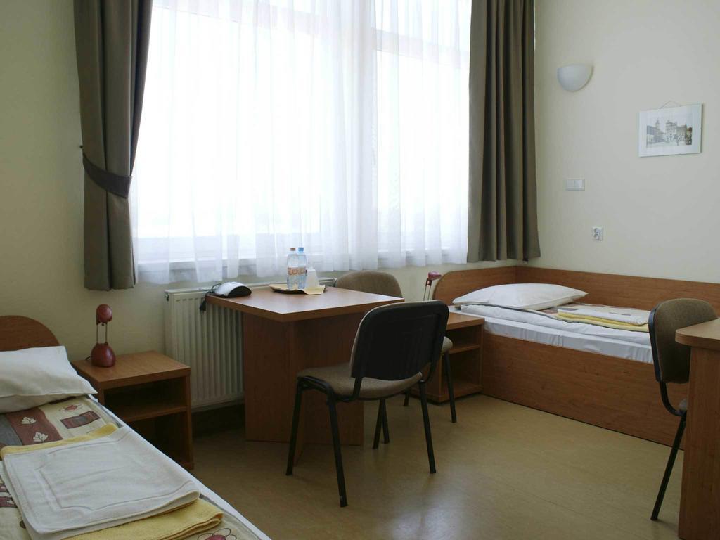 Bit Hotel Белско-Бяла Стая снимка
